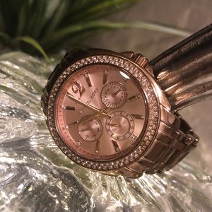 Michael Kors Accessories - Michael Kors Watch 5692 Michael Kors Accessories - Michael Kors Watch 5692
